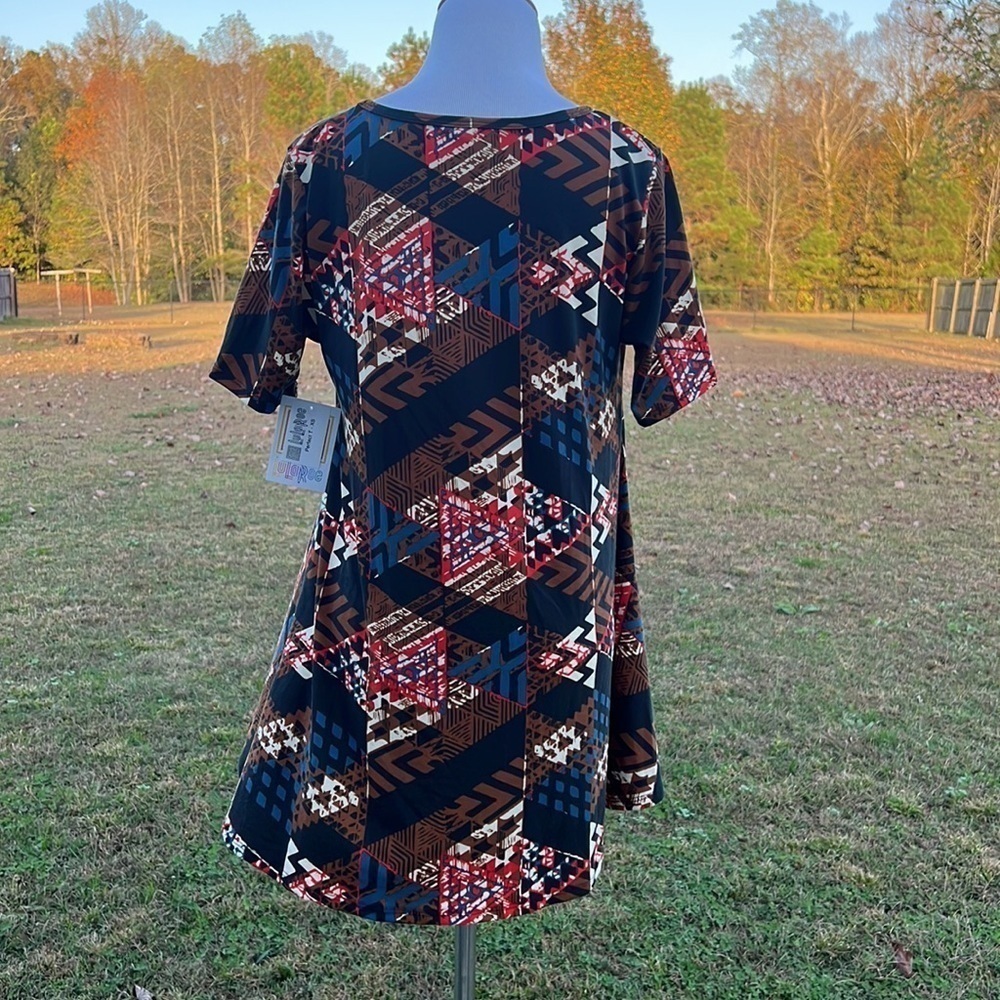 Lularoe Perfect T - Picture 4 of 5